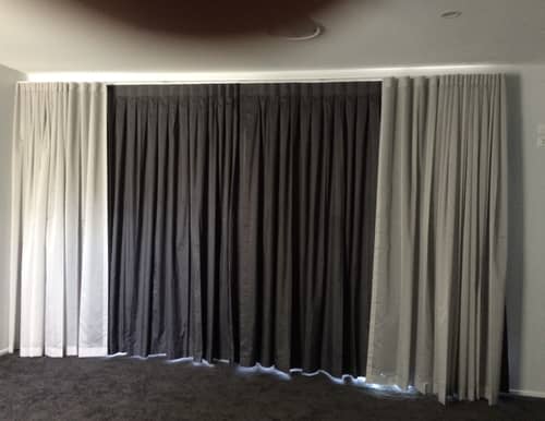 Block-out Surf Wave Curtains 9